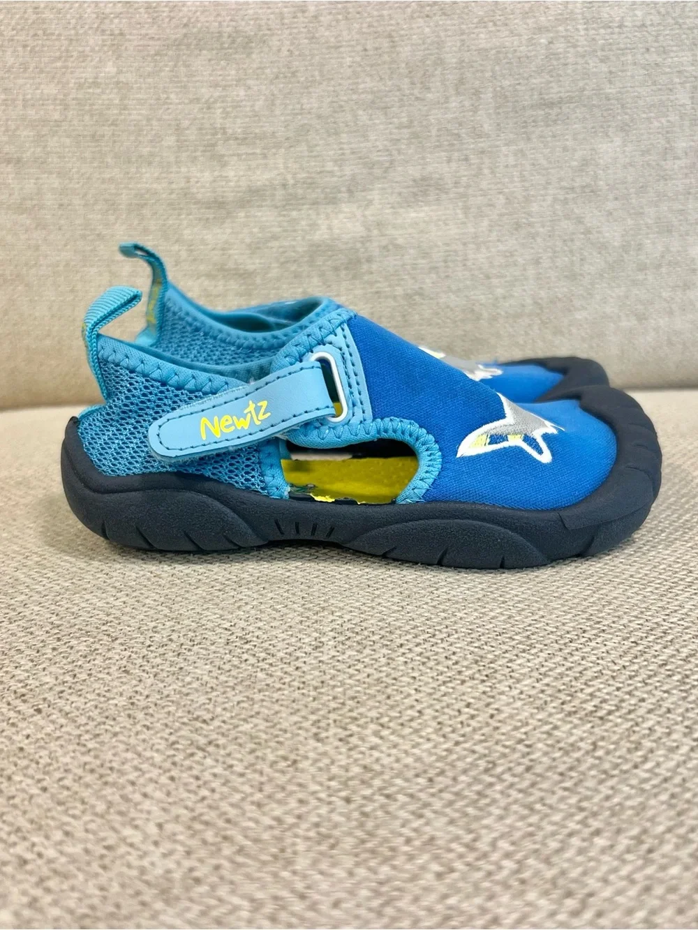 Newtz Shark Water Shoes Toddler Size 7/8 – Excellent Used Condition